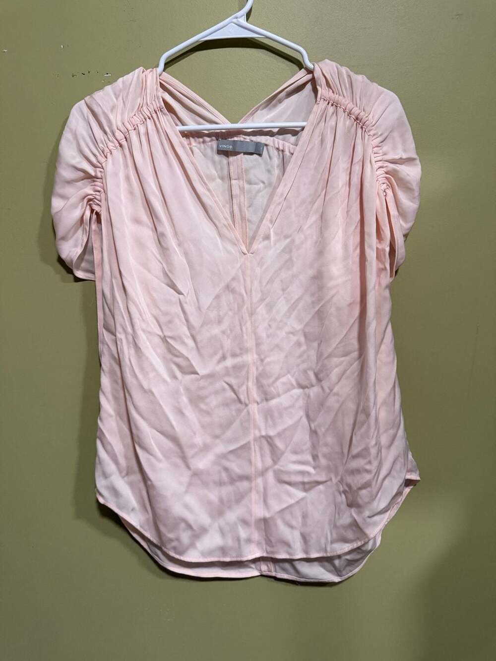 Vince Ruched Short Sleeve V Neck Blouse Pale Pink